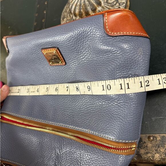 Dooney & Bourke Pebbled Leather Crossbody Bag Gray/brown Size Medium - Picture 8 of 9